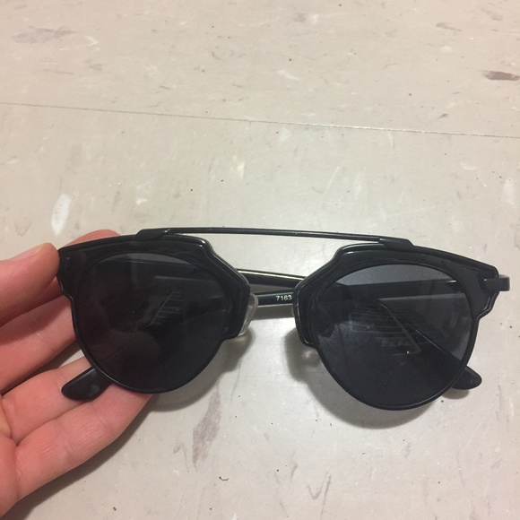 Accessories - frame cool trendy sunglasses mirror round black